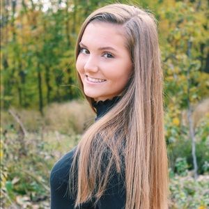 Meet your Posher, Lauren